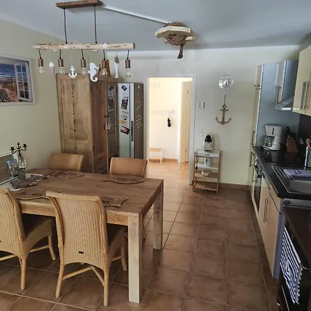 Apartment Strandnah - *